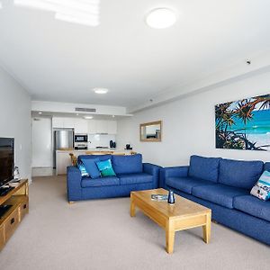 One-Bedroom Apartment Beach View